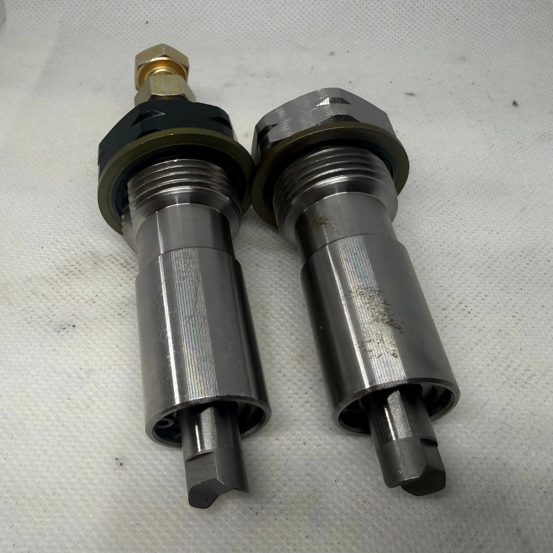 Updated OEM Hydraulic vs. BK Racing Manual Timing Chain Tensioner BK Racing