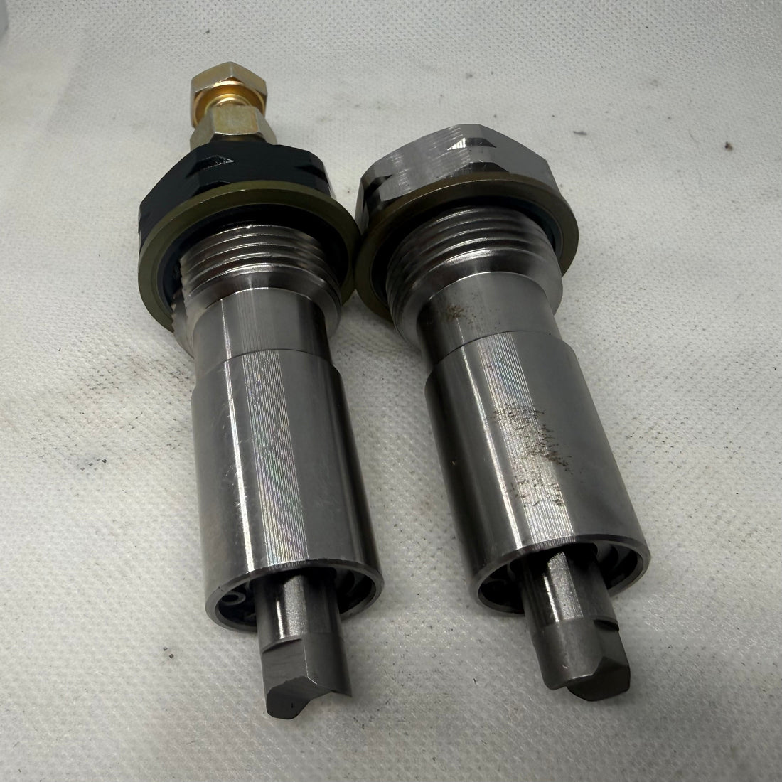 Updated OEM Hydraulic vs. BK Racing Manual Timing Chain Tensioner BK Racing