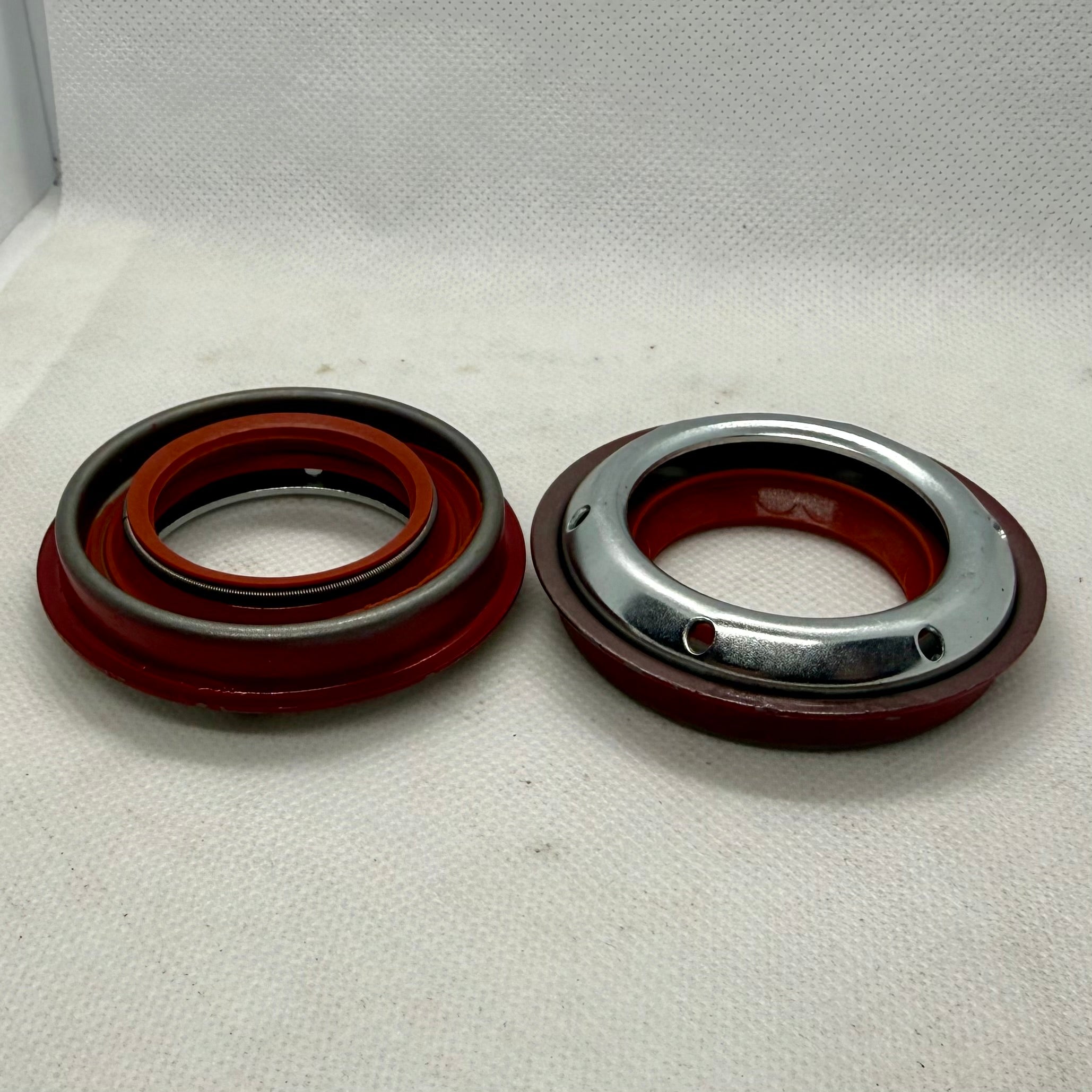 F23 Axle seals (Sold in a Pair)